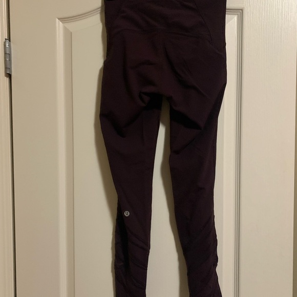 Lululemon size 4 leggings - Picture 5 of 5